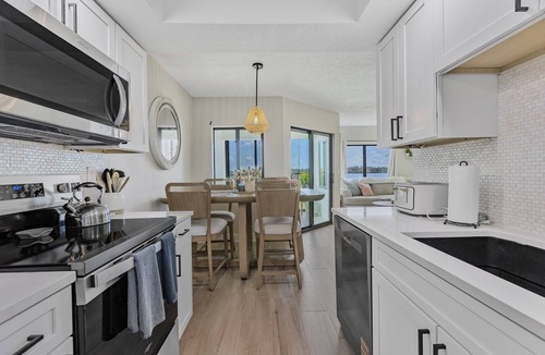 Fort Myers Beach Condo | Surf and Sand Suite - Sportsman's Cove at Fort Myers Beach