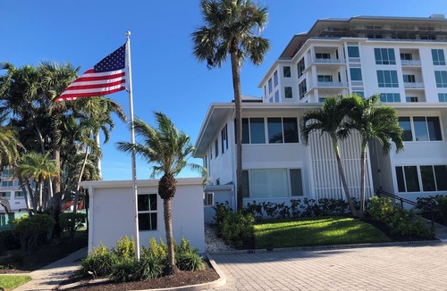 Coquina Sands Condo | Surfside Club on the beach !