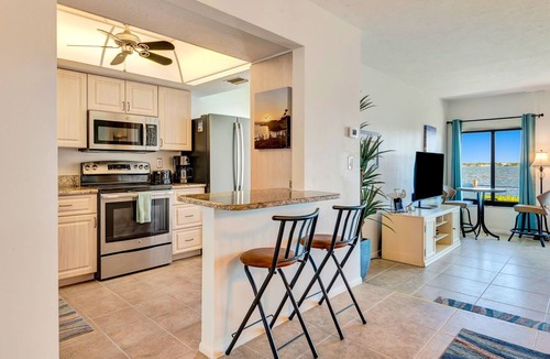 Englewood Condo | Tamarind on the Bay – Beach, Boats & Blissful View