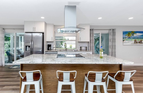 Tarpon Springs House | Tarpon House · Heated Pool, 5 min to Beach