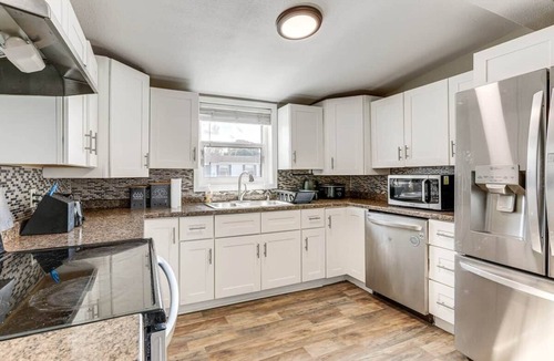 Clewiston House | The Angler's Dream- Beautiful 4BR Home & HUGE Pool