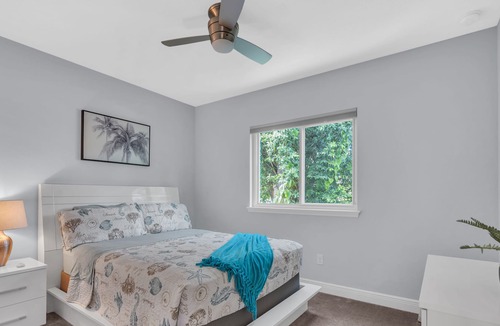 Alta Vista House | The Bay Street Hideaway- Private, Heated Pool with 4 Bedrooms