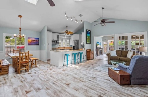 Central Beach House | The Beach House