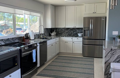Yacht Club House | The Boat House, Direct Gulf Access, Pool and Spa