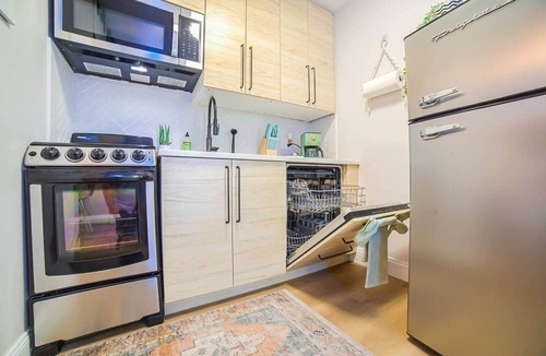 Downtown Orlando House | The Boho Jungalow Private | HotTub I Downtown