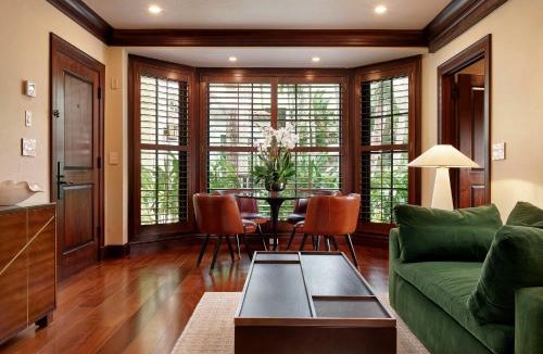 Palm Beach Hotel | The Brazilian Court Hotel