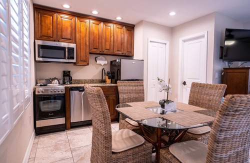 Siesta Key Hotel | The Capri at Siesta