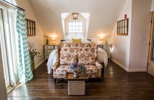 South Glastonbury Bed & Breakfast | The Connecticut River Valley Inn Hartford South/Glastonbury