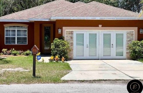 Lake Alfred Apartment | The Exclusive Tatman Evergreen Suite
