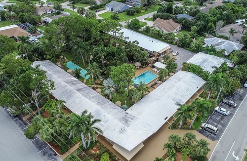 Palm River Estates Hotel | The Fairways Inn of Naples