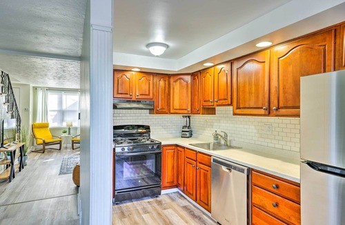 Allentown House | ‘The Gallery’, an Allentown Retreat w/Views!