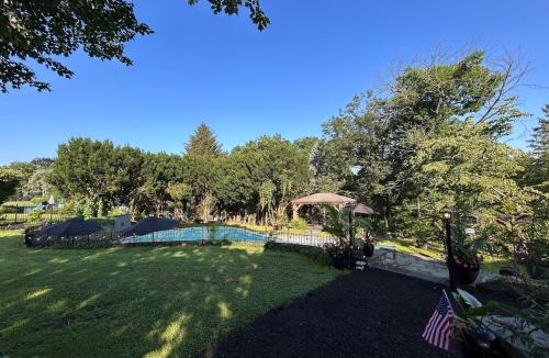 Ephrata Apartment | The Highland Oasis