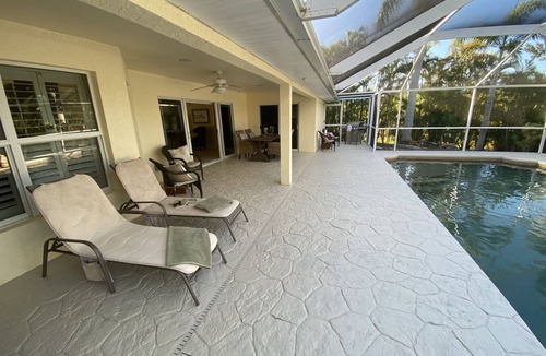 Pine Island Center House | The Island House on Pine Island with heat-pump heated most privacy pool