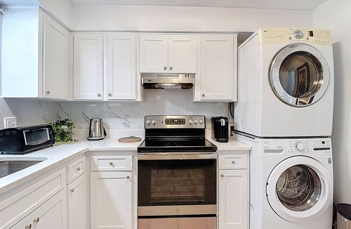 St. Petersburg Apartment | The Jefferson 222 - St Pete