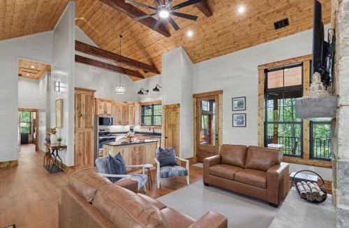 Tiger House | The Lake Escape-Where Fire-pit Meets Hot-tub