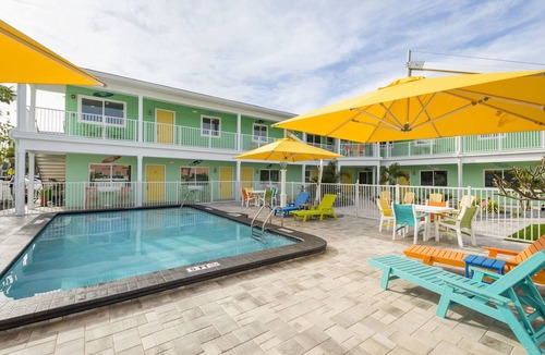 St. Pete Beach Hotel | The Lofts at St. Pete Beach
