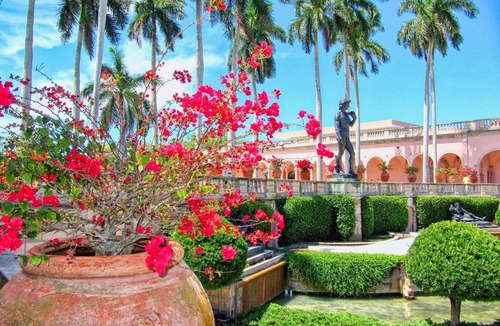 South Gate Ridge Apartment | The Lovely Gem 6 miles to Siesta Key Paradise