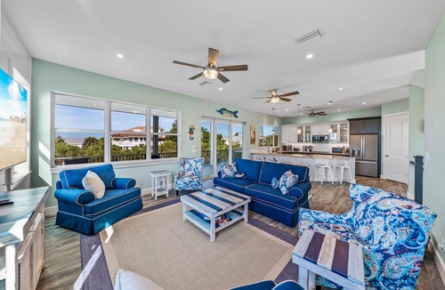 North Captiva House | The MAINE DECK - BRAND NEW DESIGNER HOME WITH PRIVATE POOL AND 2 GOLF CARTS