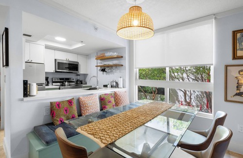 Coconut Grove Hotel | The Mutiny Hotel