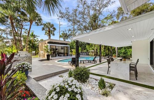 Naples House | The oak house