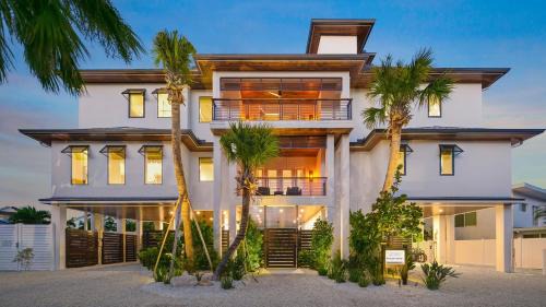Siesta Key Village House | The Overlook