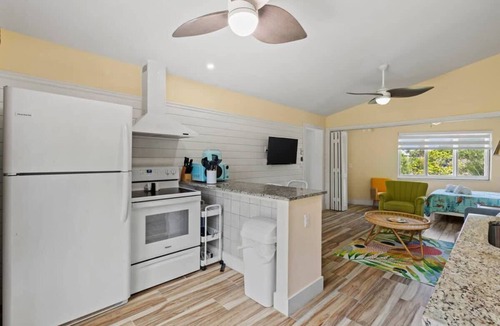 Sanibel House | The Palms Cottage Four- A Green Haven on Sanibel's East End