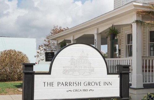 Cocoa Bed & Breakfast | The Parrish Grove Inn