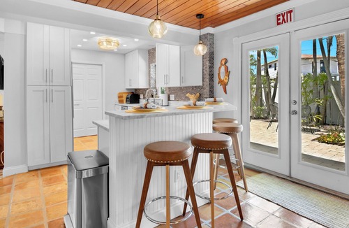 Redington Beach House | The Perch in the Palms Private Pool 3 Minute Walk to the Beach