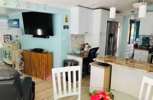 Hutchinson Island South House | The Pineapple Palace @ Windmill Village Resort