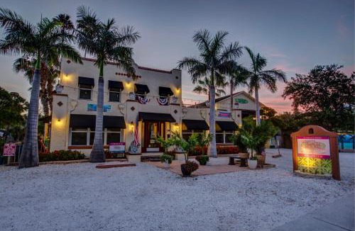 Siesta Key Resort | The Ringling Beach House