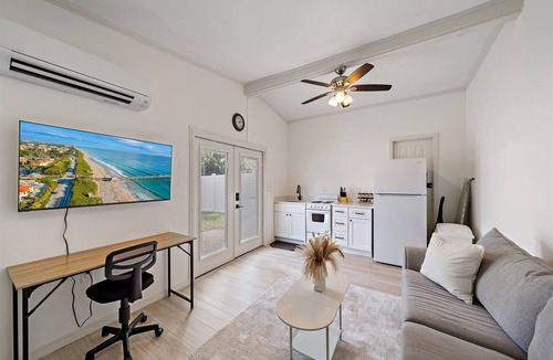 Kensington Park Apartment | The Seapearl at UTC-1/1 Guest Suite