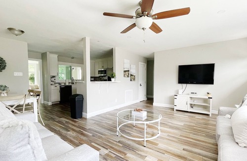 Somers Point House | the seaside retreat / brand new, 5 minutes from the beach