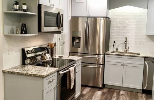 Sarasota House | The Serene Retreat near Siesta Key and Downtown Sarasota