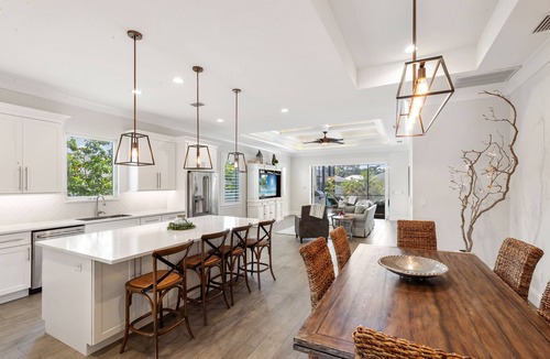 Naples Park House | The Shell Tree House just 5 minutes to the Beach