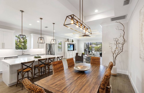Naples Park House | The Shell Tree House just 5 minutes to the Beach