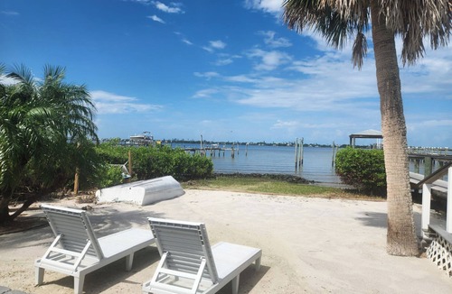 Englewood Villa | The Snapper, at Paradise Cove