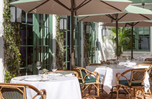 Palm Beach Hotel | The Vineta Hotel