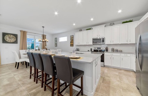 Kissimmee House | Theater Room | Themed Games Room | Themed Kids Bedrooms | Screened Pool
