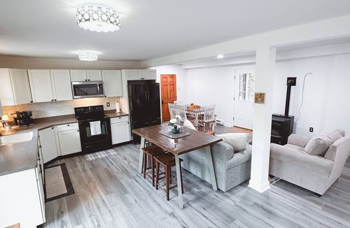 Bellefonte Cottage | Time "Flies" on Spring Creek near State College!