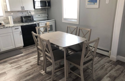 Brigantine House | TOP BRIGANTINE LOCATION! MODERN HOME. WALK TO BEACH, EATERIES. DOGS WELCOME.