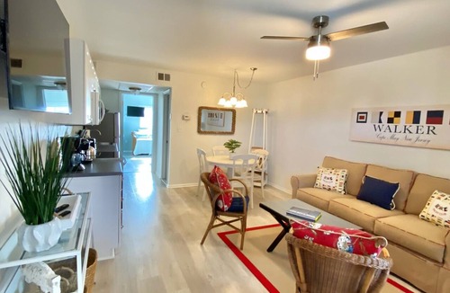 Admiral Estates Condo | Top floor unit with water view from bedroom!