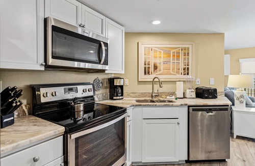 Belle Vista Condo | TOP FLOORGULF FRONT PREMIUM CONDO 5 STAR RATED JULY - SEPTEMBER AVAILABLE NOW