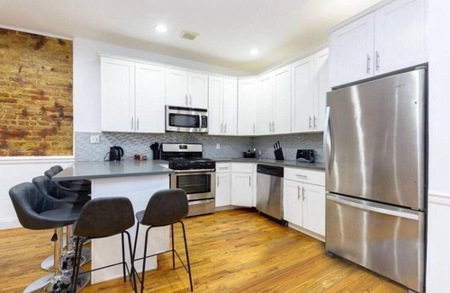 Ocean Hill House | TRIPLEX ON THE PARKWAY