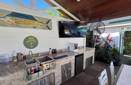 Ellenton House | Trophy Fish at the Oasis — Resort-style living for groups who want more than just a place to sleep.