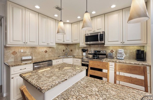 Sanibel Condo | Tropical Garden View 2 bed, 2 bath at Sanibel Moorings #232