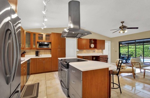 Carrollwood House | Tropical Haven: Private Pool, Hot Tub, and Bliss