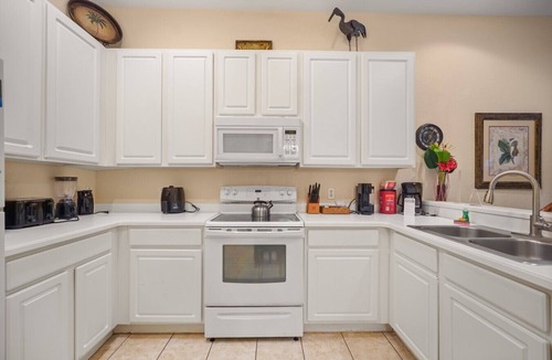 Bahama Bay Condo | Tropical Oasis w/private balconies and Resort Fun
