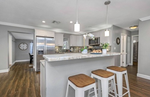 Pinellas Park House | Tropical Palm Haven w/Pool & Firepit