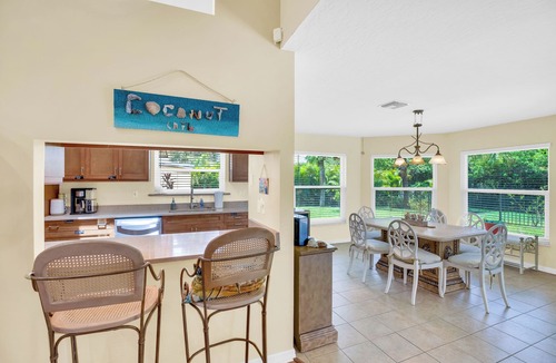 Vero Beach House | Tropical Paradise 4-bedroom house, Heated Pool, Games in lovely Vero Beach