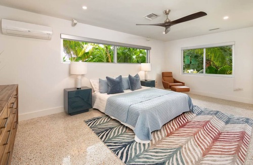 Whispering Pines House | Tropical Shores | Sublime resort-style retreat with 3 bed/3.5 baths